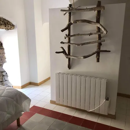 1722 De Charmes 3* Ville-di-Paraso