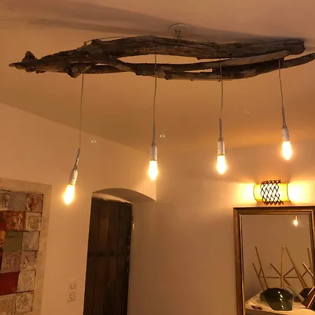 1722 De Charmes 3* Ville-di-Paraso