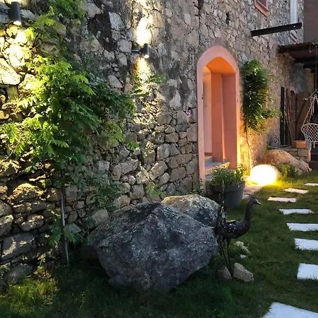 Guest house 1722 De Charmes