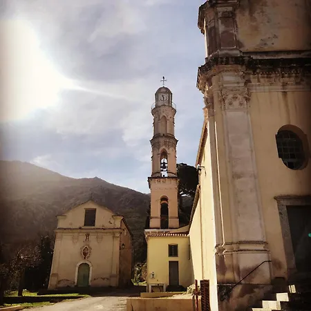 1722 De Charmes Ville-di-Paraso