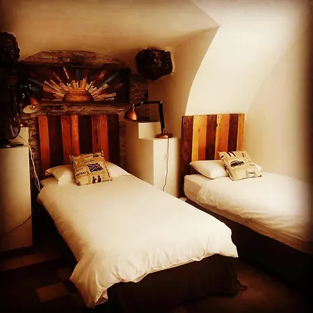 1722 De Charmes Pensionat