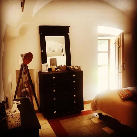Guest house 1722 De Charmes Ville-di-Paraso