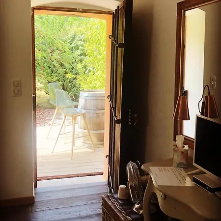 Guest house 1722 De Charmes *